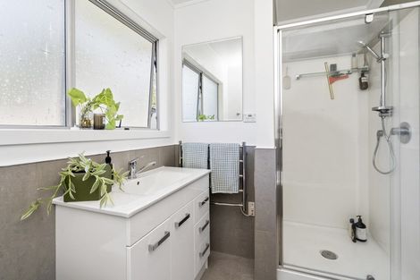 Photo of property in 13 Matipo Crescent, Pukete, Hamilton, 3200