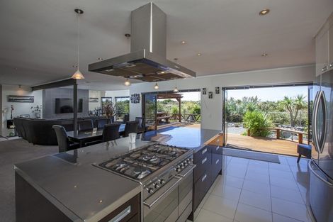 Photo of property in 263 Manly Street, Paraparaumu Beach, Paraparaumu, 5032