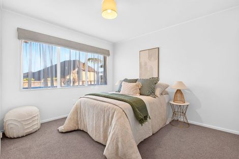 Photo of property in 1/273 Hobsonville Road, Hobsonville, Auckland, 0618