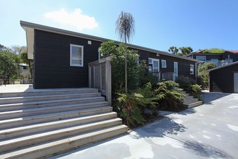 Photo of property in 6 Harakeke Place, Raglan, 3225