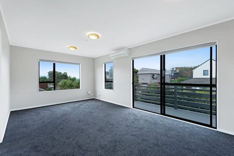 Photo of property in 8a Shastri Terrace, Khandallah, Wellington, 6035