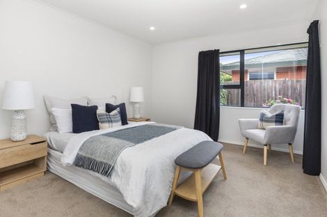 Photo of property in 1/129 Avonhead Road, Avonhead, Christchurch, 8042