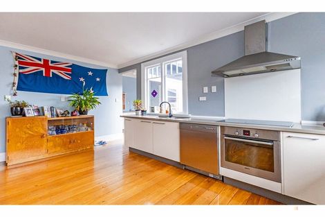 Photo of property in 21 Parsonage Road, Waimate, 7924