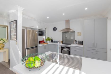 Photo of property in 1/502 Harewood Road, Harewood, Christchurch, 8051