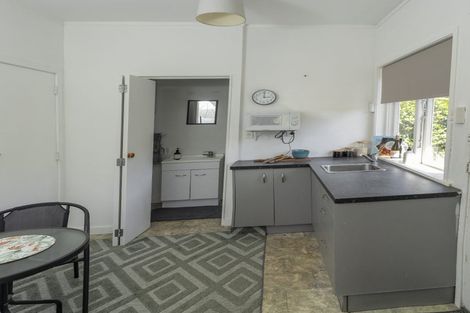 Photo of property in 34 Moana Road, Kelburn, Wellington, 6012