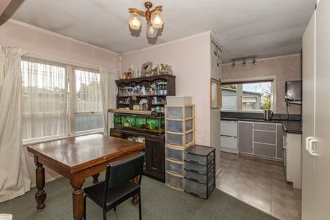 Photo of property in 15 Downing Avenue, Pirimai, Napier, 4112