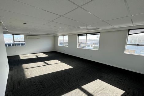 Photo of property in 5 Harris Road, Mount Wellington, Auckland, 1051