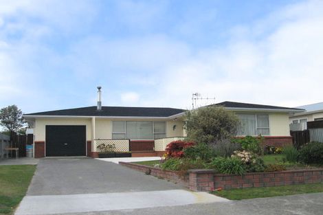 Photo of property in 18 Leicester Avenue, Tamatea, Napier, 4112