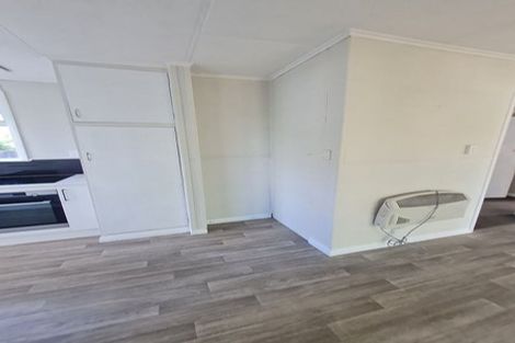 Photo of property in 73 Seddon Street, Takaro, Palmerston North, 4412