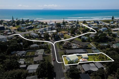 Photo of property in 6 Otto Road, Waihi Beach, 3611