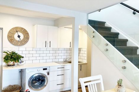 Photo of property in 996 Papamoa Beach Road, Papamoa Beach, Papamoa, 3118