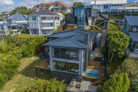 Photo of property in 14 Shalimar Crescent, Khandallah, Wellington, 6035