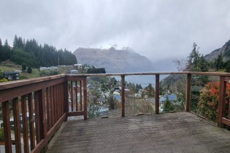 Photo of property in 10a Dart Place, Fernhill, Queenstown, 9300