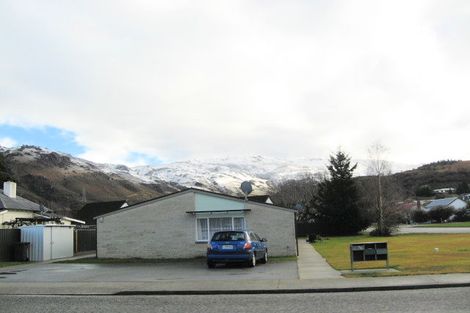 Photo of property in 10 Fraser Street, Clyde, 9330