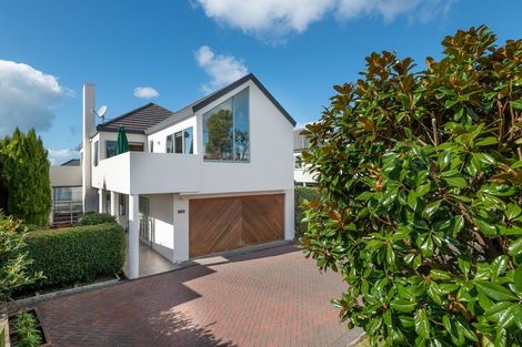 Photo of property in 1/20 Tui Glen Road, Birkenhead, Auckland, 0626