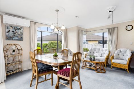 Photo of property in 23 Araroa Place, Papamoa Beach, Papamoa, 3118