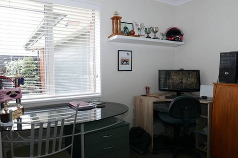 Photo of property in 118b Somerfield Street, Somerfield, Christchurch, 8024