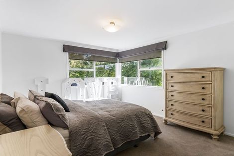 Photo of property in 47 Felgrove Street, Glendene, Auckland, 0602