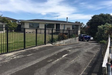 Photo of property in 17 Antonia Place, Bell Block, New Plymouth, 4312