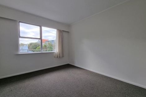 Photo of property in 5a Randwick Road, Northland, Wellington, 6012