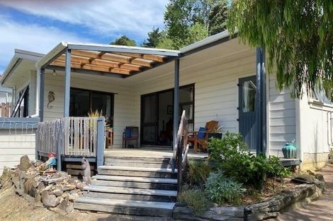 Photo of property in 28 Te Puru Creek Road, Te Puru, Thames, 3575