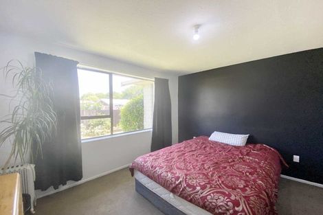 Photo of property in 2/40 Sarabande Avenue, Redwood, Christchurch, 8051
