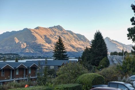 Photo of property in Remarkables Apartments, 11/658 Frankton Road, Queenstown, 9300