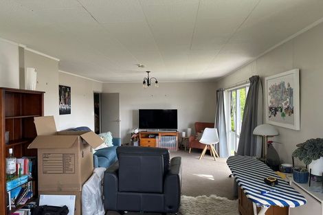 Photo of property in 22 Merida Place, Unsworth Heights, Auckland, 0632