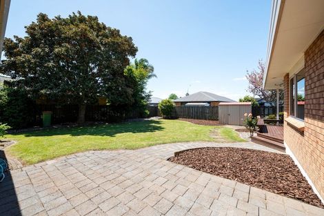 Photo of property in 22 Cairns Crescent, Rototuna, Hamilton, 3210