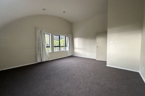 Photo of property in 6 Tanah Merah Drive, Papakura, 2110