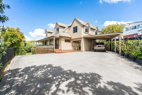Photo of property in 92 Alton Avenue, Hillcrest, Auckland, 0627