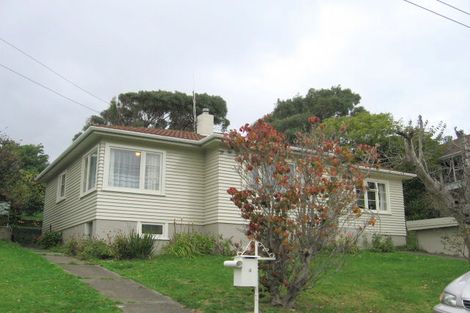 Photo of property in 3 Huia Street, Tawa, Wellington, 5028