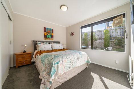 Photo of property in 14 Spinnaker Drive, Whitby, Porirua, 5024