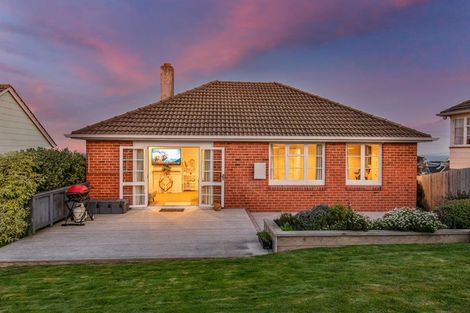 Photo of property in 52 Aberdeen Road, Saint Clair, Dunedin, 9012