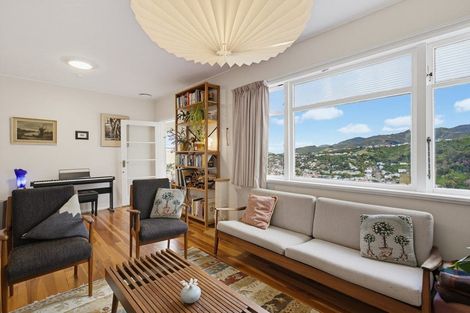 Photo of property in 26 Carlisle Street, Island Bay, Wellington, 6023