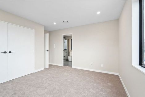 Photo of property in 21 Pohewa Road, Silverdale, 0932