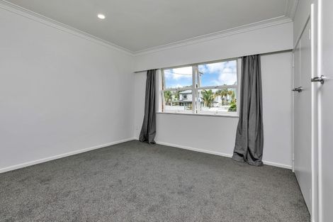Photo of property in 5/19 Lake Pupuke Drive, Takapuna, Auckland, 0622