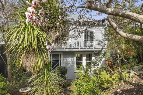 Photo of property in 67 Elm Row, Dunedin Central, Dunedin, 9016