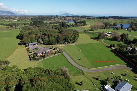 Photo of property in 207 Takapu Road, Manakau, Levin, 5573