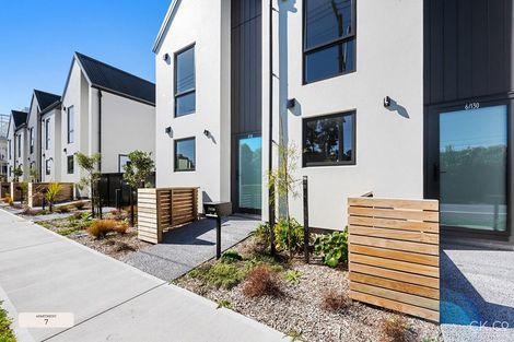 Photo of property in 130 Cambridge Terrace, Fairfield, Lower Hutt, 5011