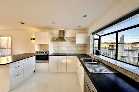 Photo of property in 13 Whitley Crescent, Otara, Auckland, 2023