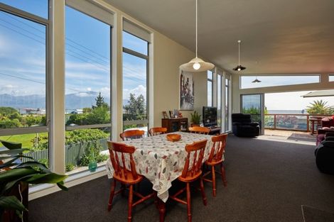 Photo of property in 35 Avoca Street, Kaikoura, 7300