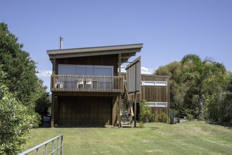 Photo of property in 744 Whangaruru North Road, Whangaruru, Russell, 0184