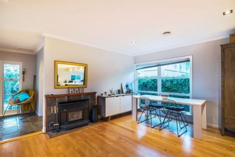 Photo of property in 11 Mayall Avenue, Beach Haven, Auckland, 0626