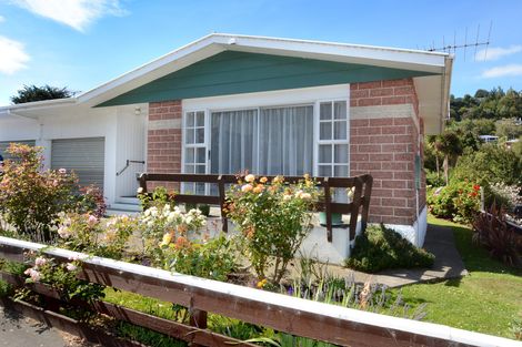 Photo of property in 407b Kaikorai Valley Road, Bradford, Dunedin, 9011