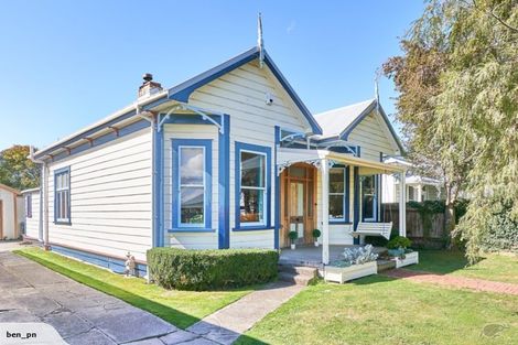Photo of property in 11 Hereford Street, West End, Palmerston North, 4410