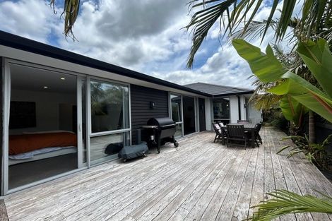 Photo of property in 12 Kotiate Street, Papamoa Beach, Papamoa, 3118