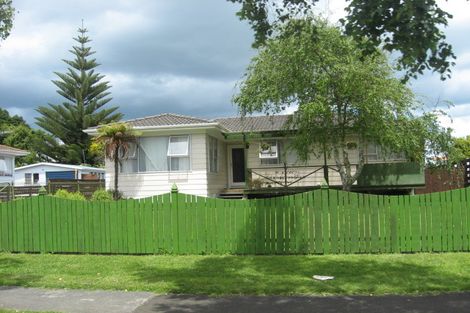 Photo of property in 3 Hobman Place, Manurewa, Auckland, 2102