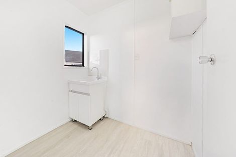 Photo of property in 261 Mahia Road, Weymouth, Auckland, 2103