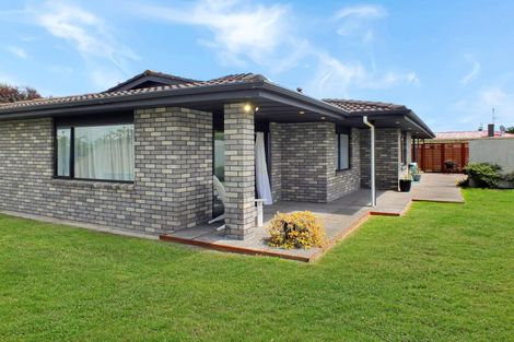 Photo of property in 6a Futter Street, Foxton, 4814